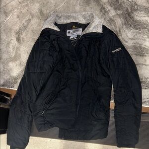 Columbia Women's Black Puffer Jacket